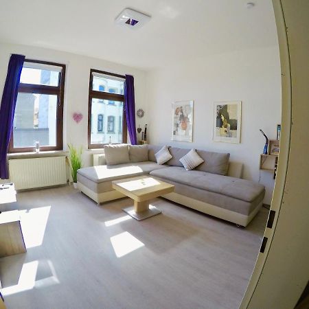 Vivid - Studioapartment Mit Balkon - Netflix - Wlan วิลเฮล์มฮาเฟน ภายนอก รูปภาพ