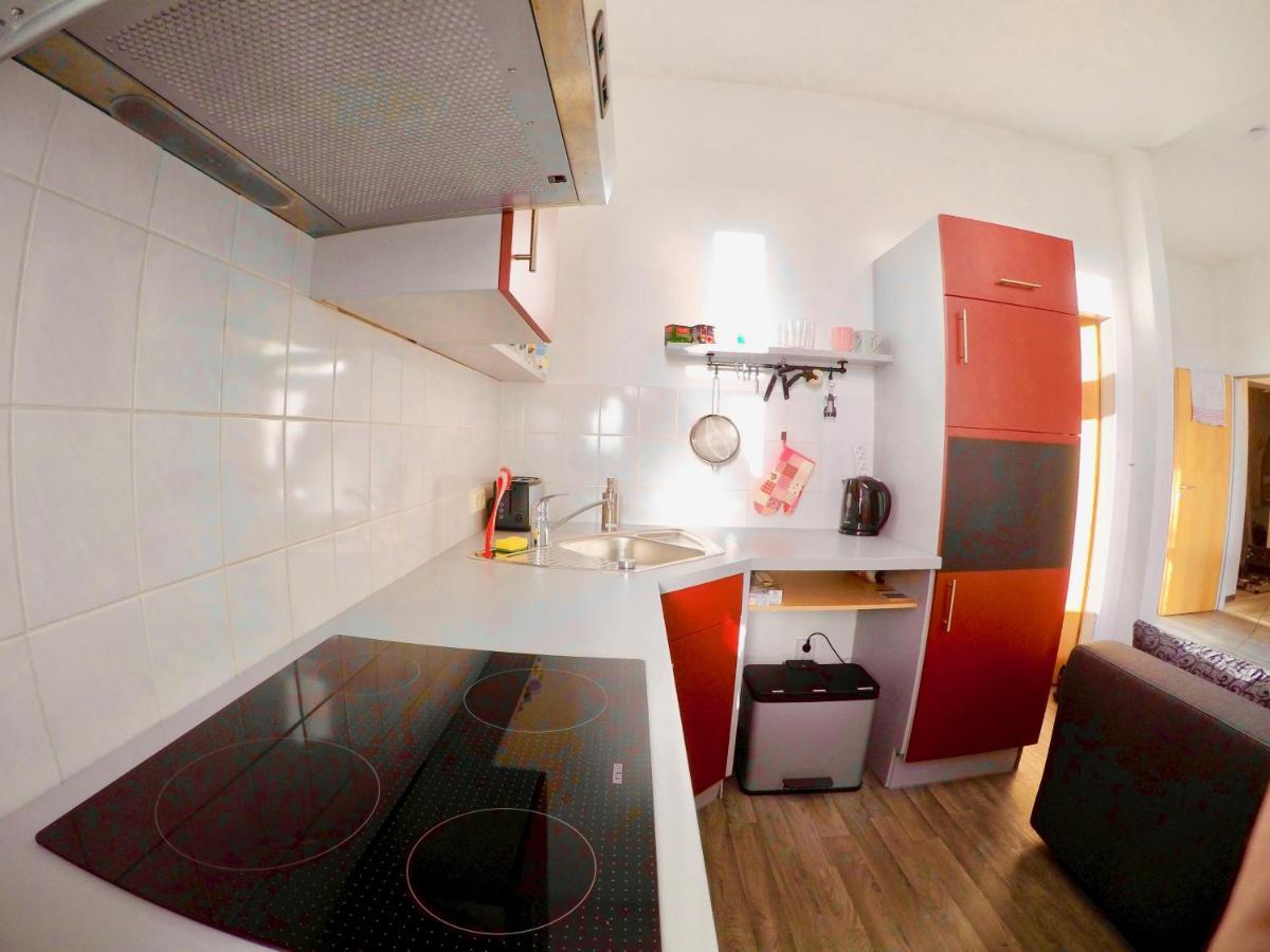 Vivid - Studioapartment Mit Balkon - Netflix - Wlan วิลเฮล์มฮาเฟน ภายนอก รูปภาพ