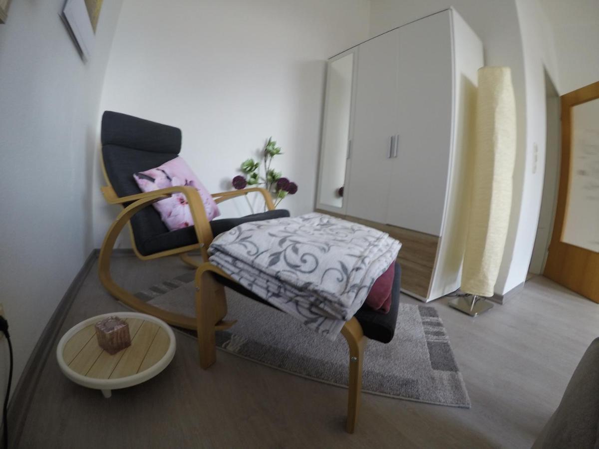 Vivid - Studioapartment Mit Balkon - Netflix - Wlan วิลเฮล์มฮาเฟน ภายนอก รูปภาพ