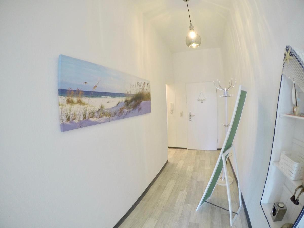 Vivid - Studioapartment Mit Balkon - Netflix - Wlan วิลเฮล์มฮาเฟน ภายนอก รูปภาพ