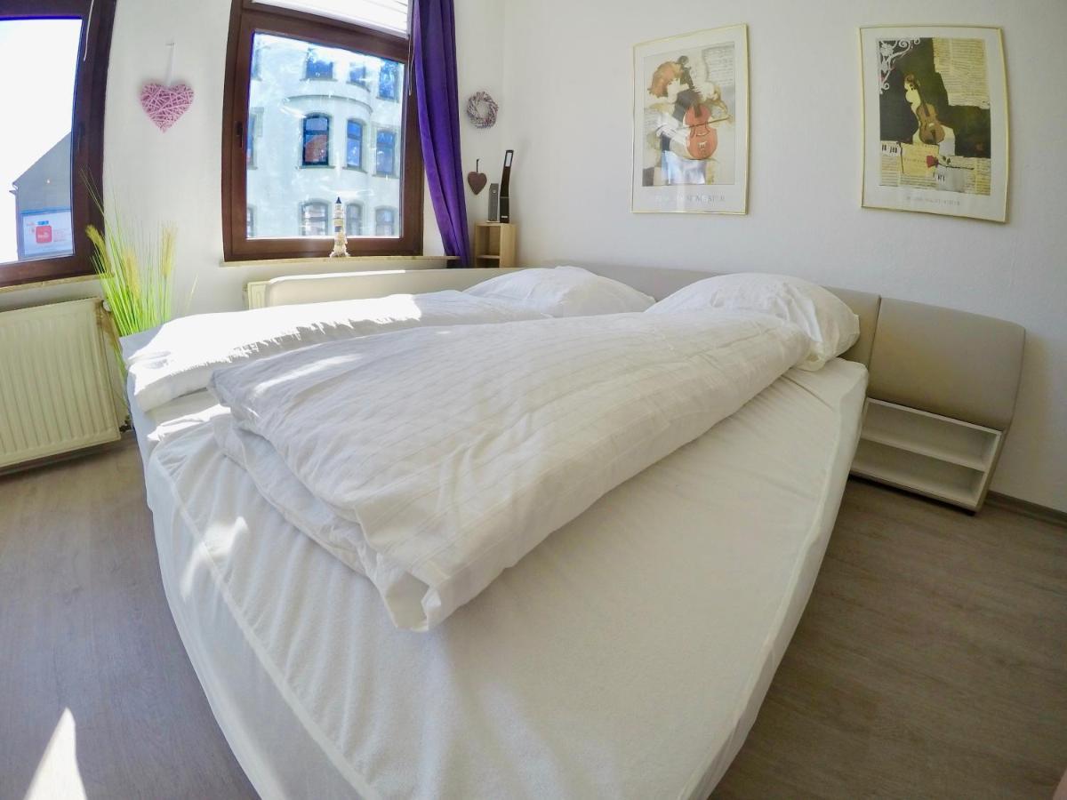 Vivid - Studioapartment Mit Balkon - Netflix - Wlan วิลเฮล์มฮาเฟน ภายนอก รูปภาพ