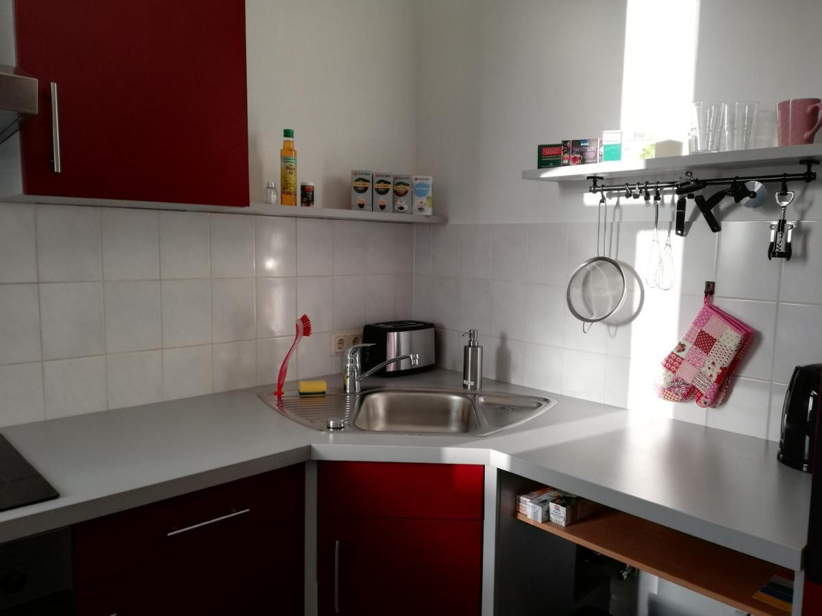 Vivid - Studioapartment Mit Balkon - Netflix - Wlan วิลเฮล์มฮาเฟน ภายนอก รูปภาพ